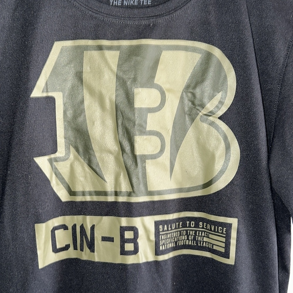 Nike SALUTE TO service Cin-B t-shirt - Picture 2 of 4